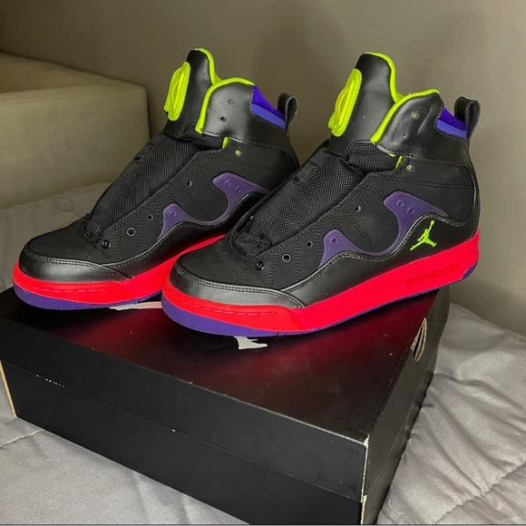 Girls Jordan Flight TR’97 (GS) - Picture 3 of 4